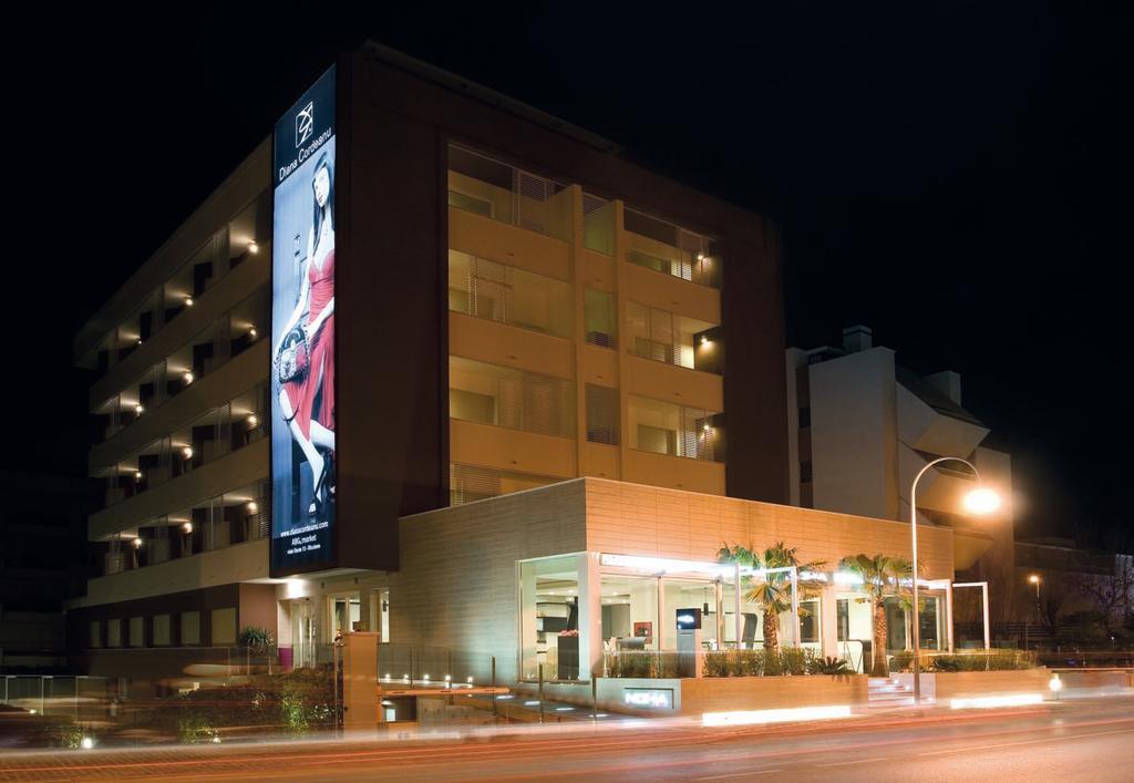 Noha Suite Hotel Riccione Bagian luar foto