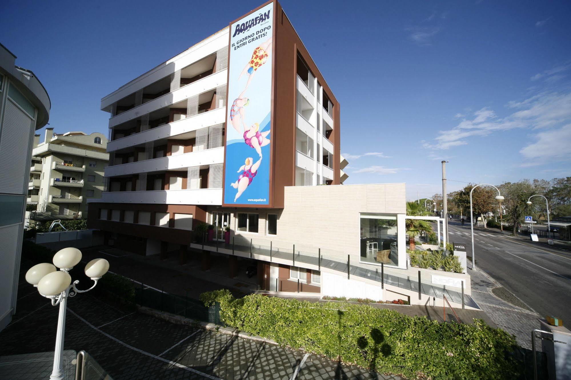 Noha Suite Hotel Riccione Bagian luar foto